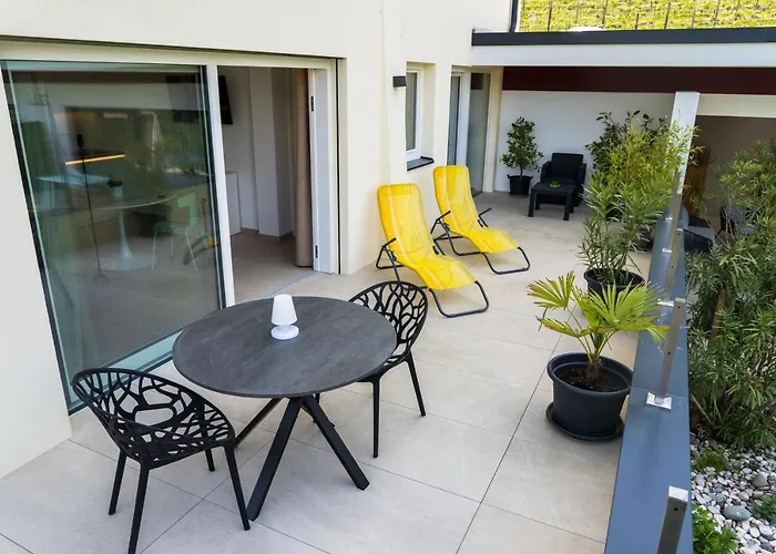 Zilli Studio Apartments